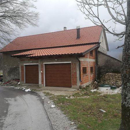 Apartma Burjuca Daire Ajdovščina Dış mekan fotoğraf